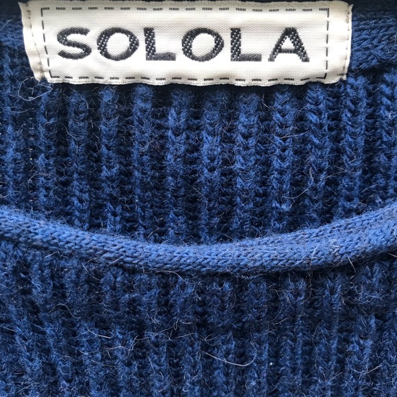 Comfy Boyfriend Sweater with Front Pockets - Picture 3 of 4